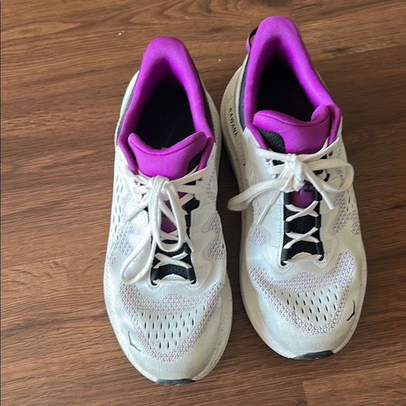 Hoka Kawana 2 shoes - Picture 2 of 5